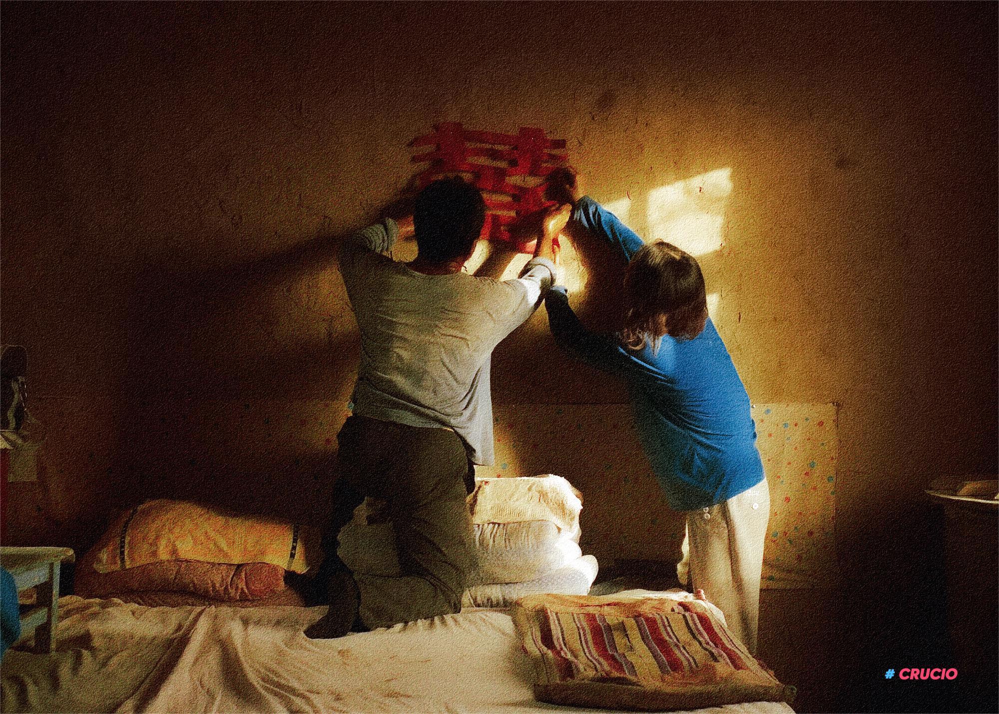 一个家最好的模样：大事尊重，小事原谅，不争对错，不翻旧账。 丨杨绛 