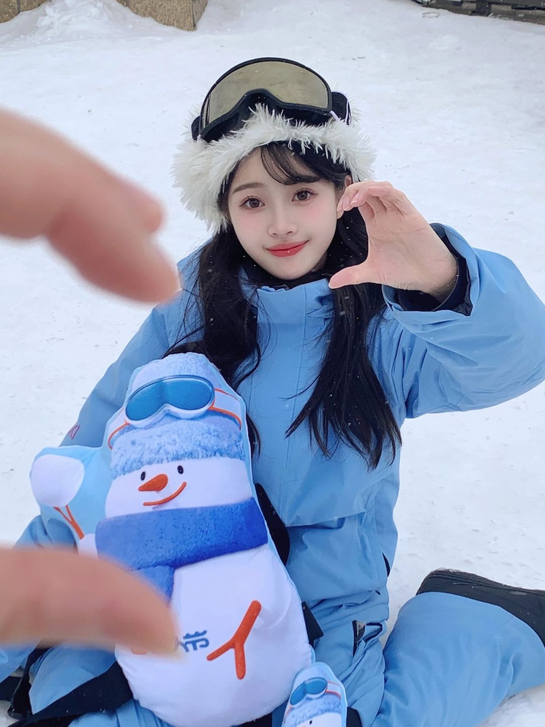 雪地错位拍照太可爱啦❄️男友视角拍滑雪照！