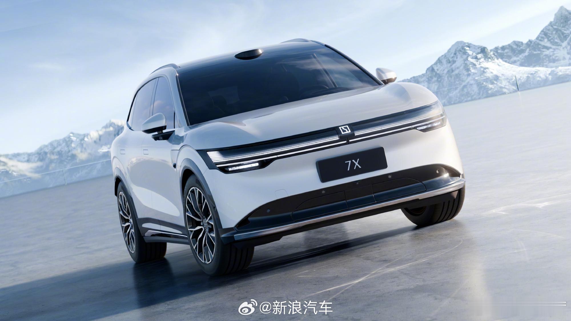 #极氪7X纯粹SUV不溜背# 极氪品牌之前每一款车都要打造出一个品类，最早的极氪