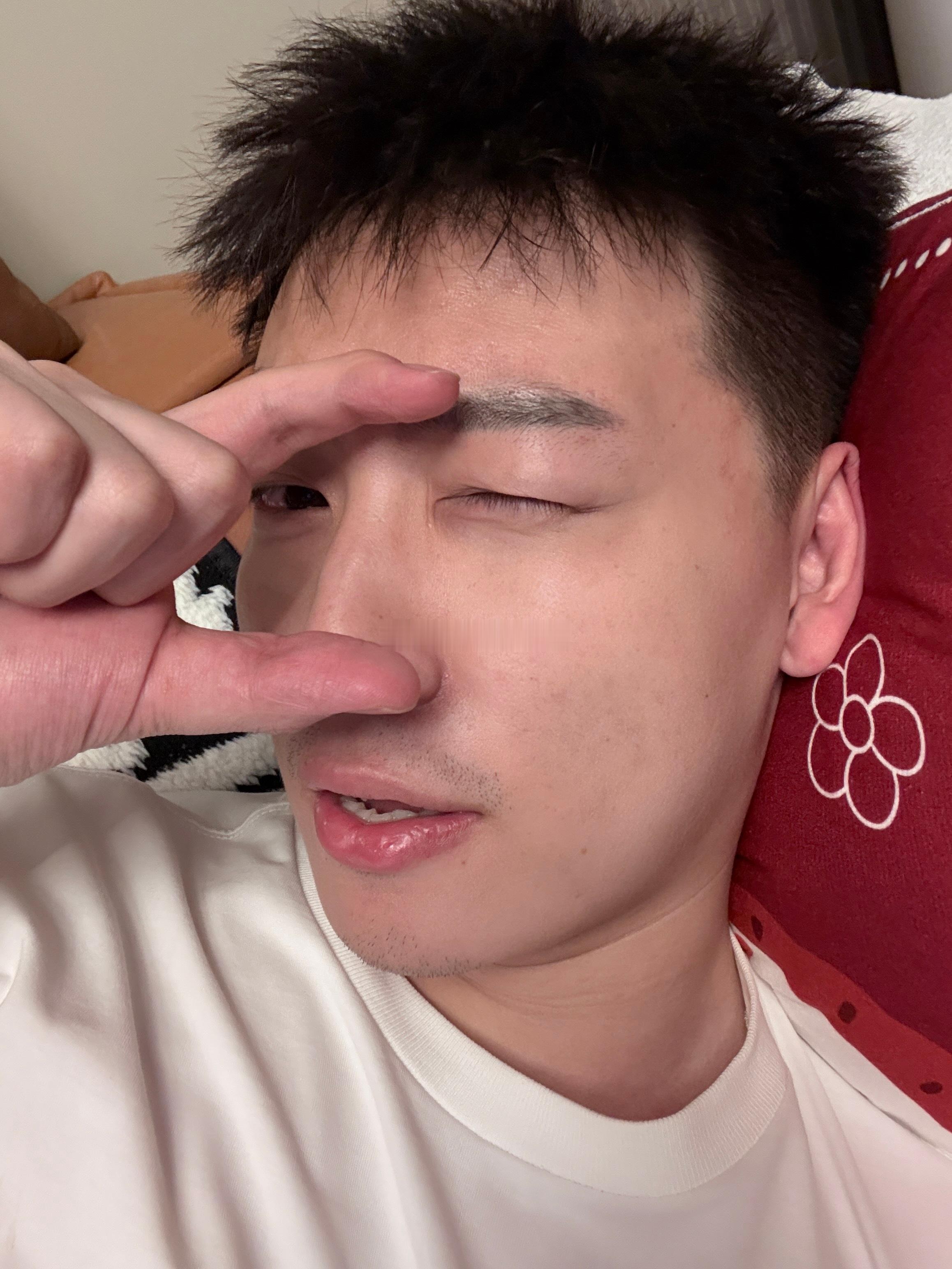 一点点🤏🏻 