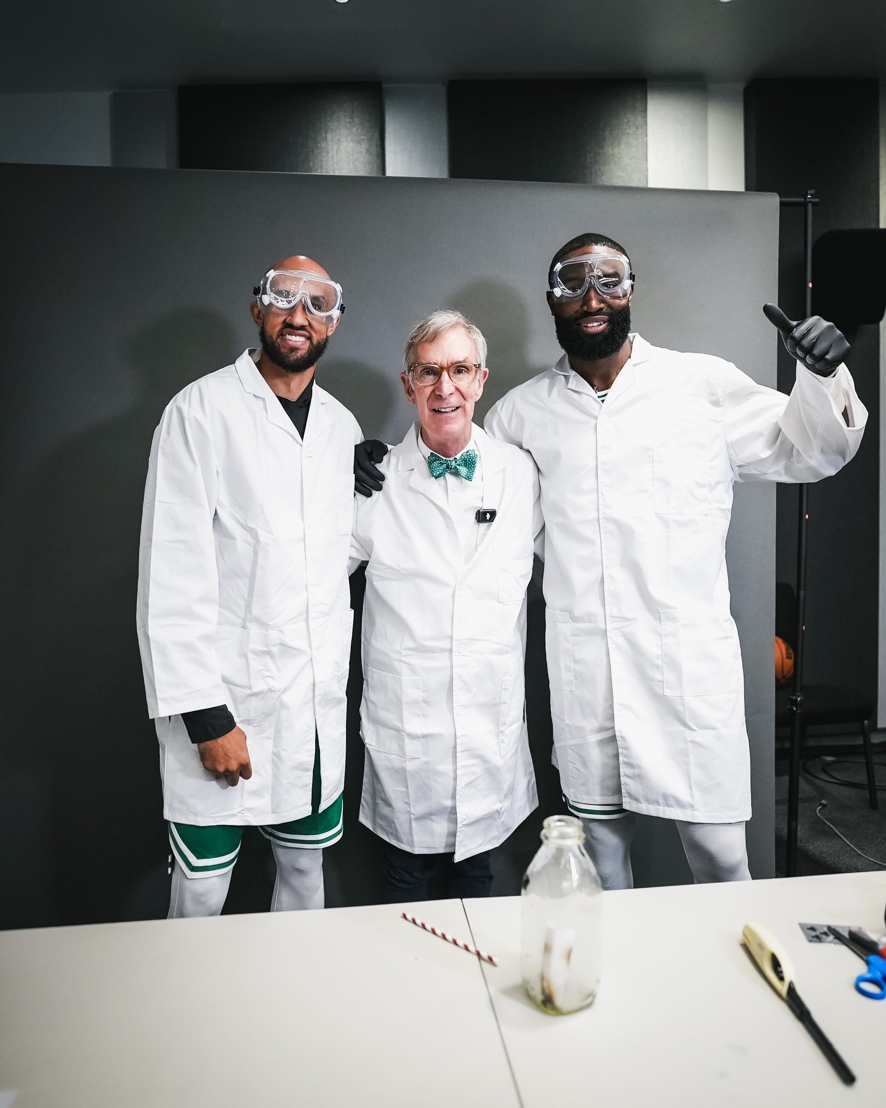 Dr. Derrick & JaylenBLEEDGREEN 波士顿凯尔特人[超
