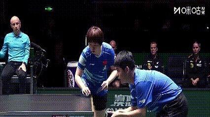 蒯曼这波操作直接把解说和队友都整不会了！

现在网上吵翻了，有人说王楚钦那瞪眼睛