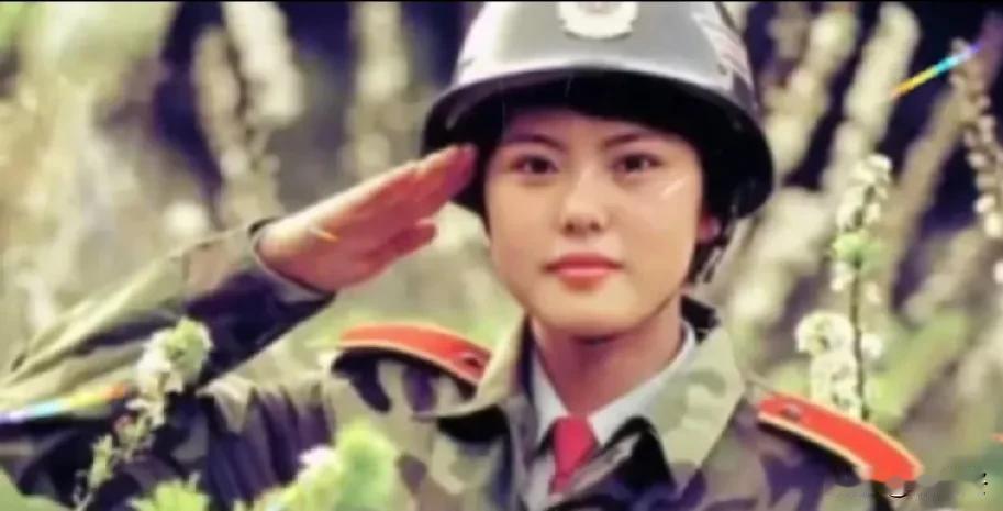 最美女烈士——黄金霞，被敌人割喉，牺牲年仅17岁！
黄金霞出生于广西龙州县彬桥乡