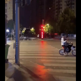 时代在进步，捉妖不走路！