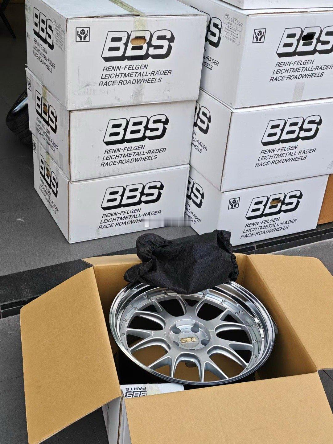 BBS LMR DS银宝马G8X 继续安排 