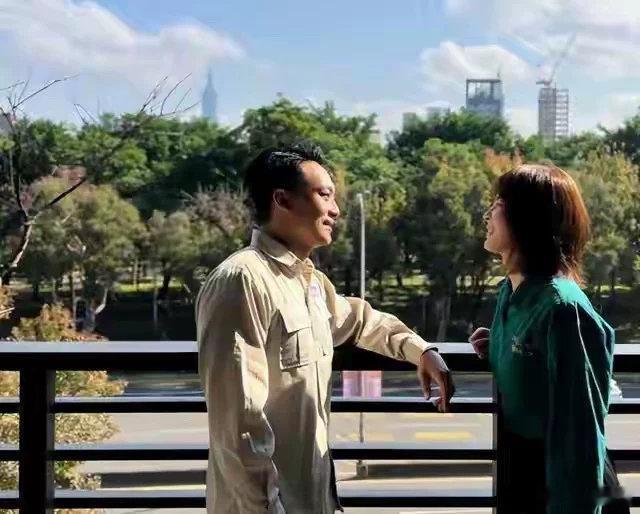 曾沛慈和老公一起回台湾才知道曾沛慈老公来长沙接她了！曾沛慈老公接她回台湾不过姐夫