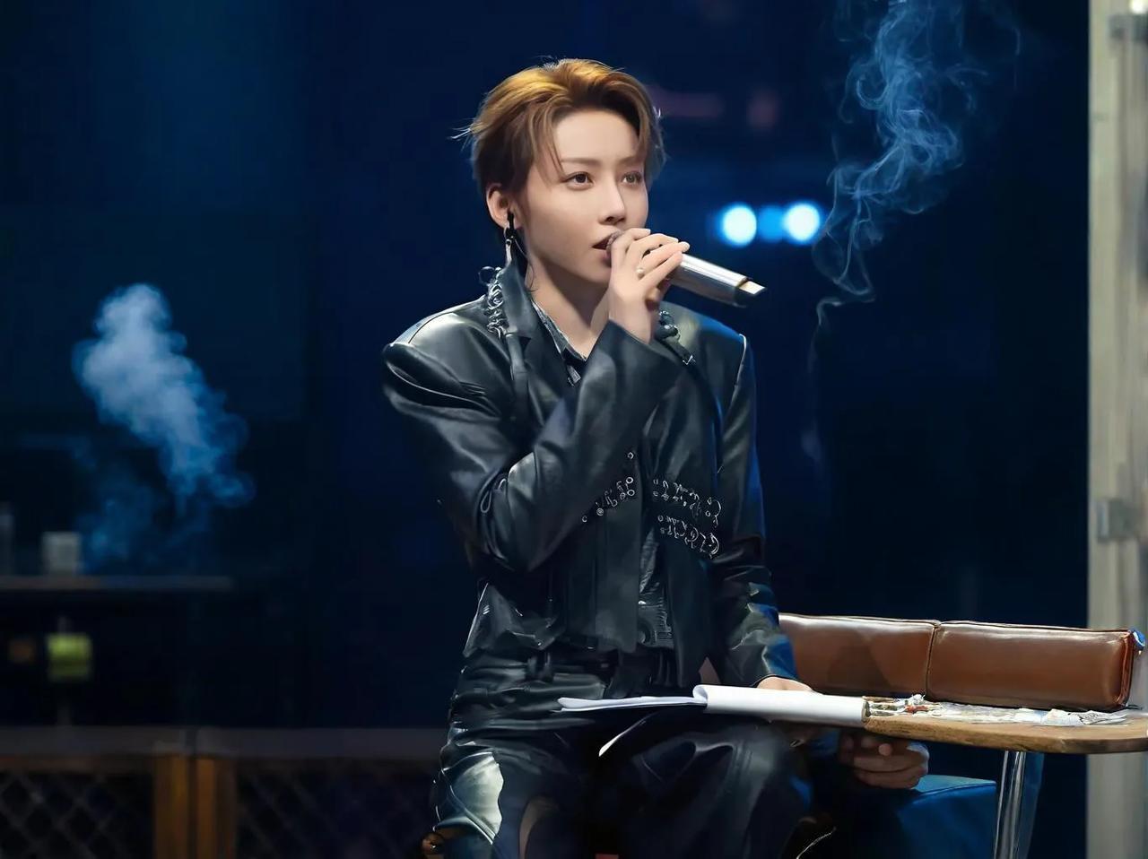 #95后小花们你最看好哪一个#在95后小花中，我个人特别看好刘雨昕呢！她不仅才华