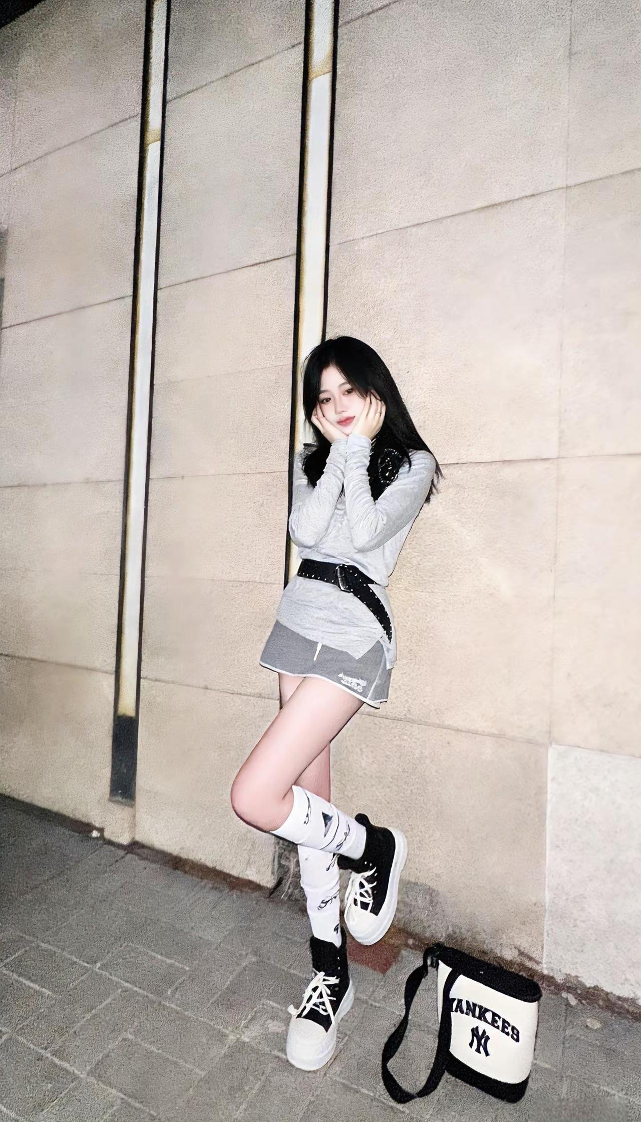 我不需要很多很多爱，我需要一本死亡笔记 ootd bloodymary 霉霉