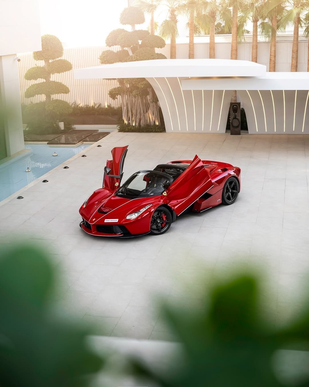 改车吧[超话] Ferrari LaFerrari Aperta ​​​