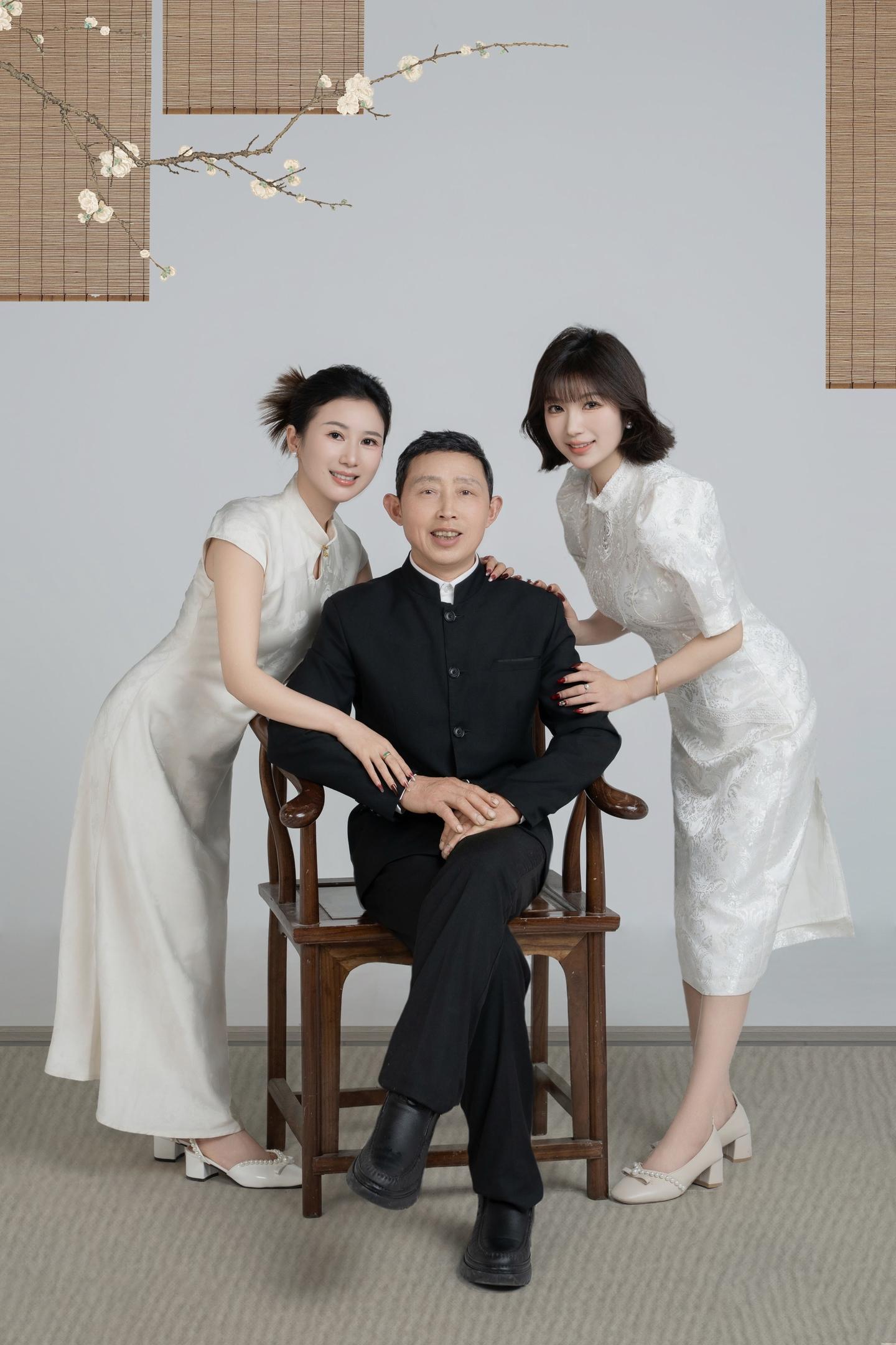 女儿也可以是父亲的铠甲何况我爹有两个
