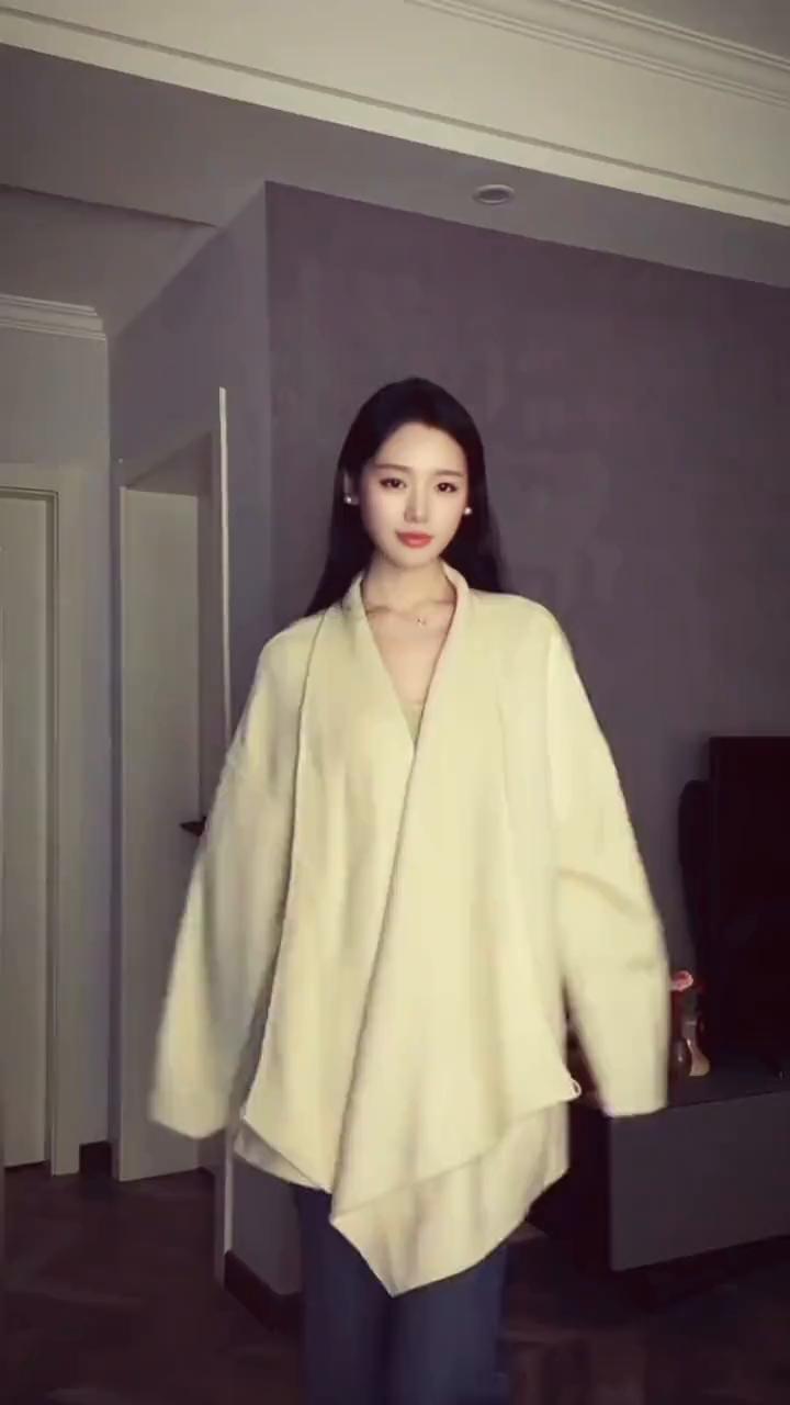 好女人得到名声，坏女人学到一句。