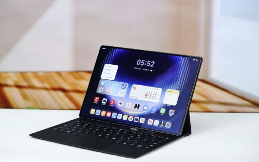 华为 MatePad Pro Max 正式登场啦！它可是全球最轻薄的大尺寸平板电