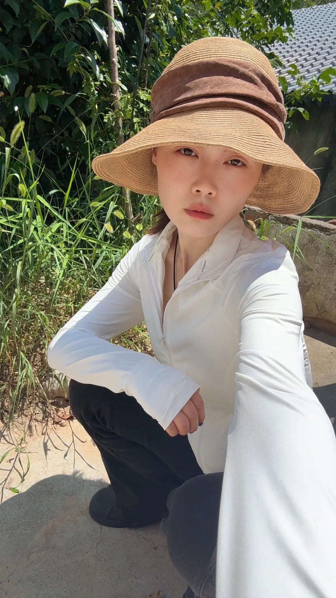在我们甘肃，把屎都要戴草帽，算了，跟你们城里人说了你们也不会懂