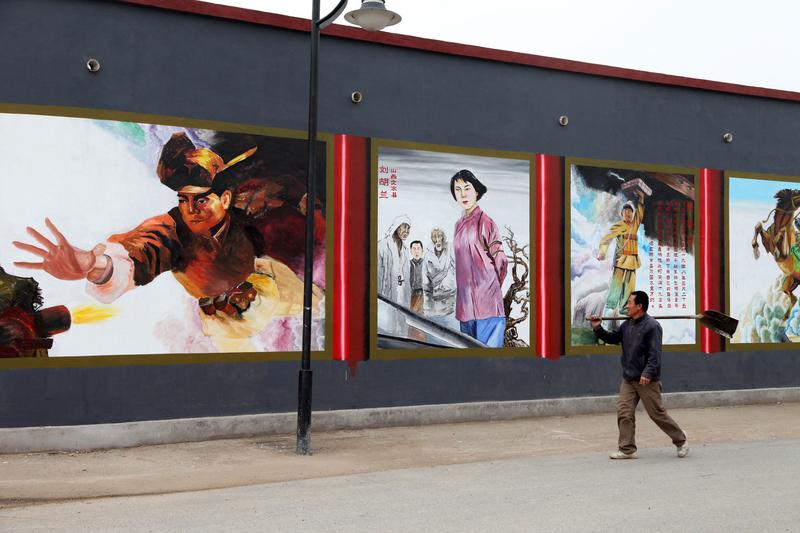 抗战时期有不少著名小英雄，王二小绝对榜上有名。“牛儿还在山坡吃草，放牛的却不知哪