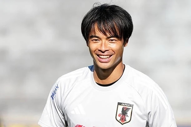 【女球迷回应被日本U23门将骚扰：我是三笘薰球迷与国籍无关；自始至终没有勾引】中