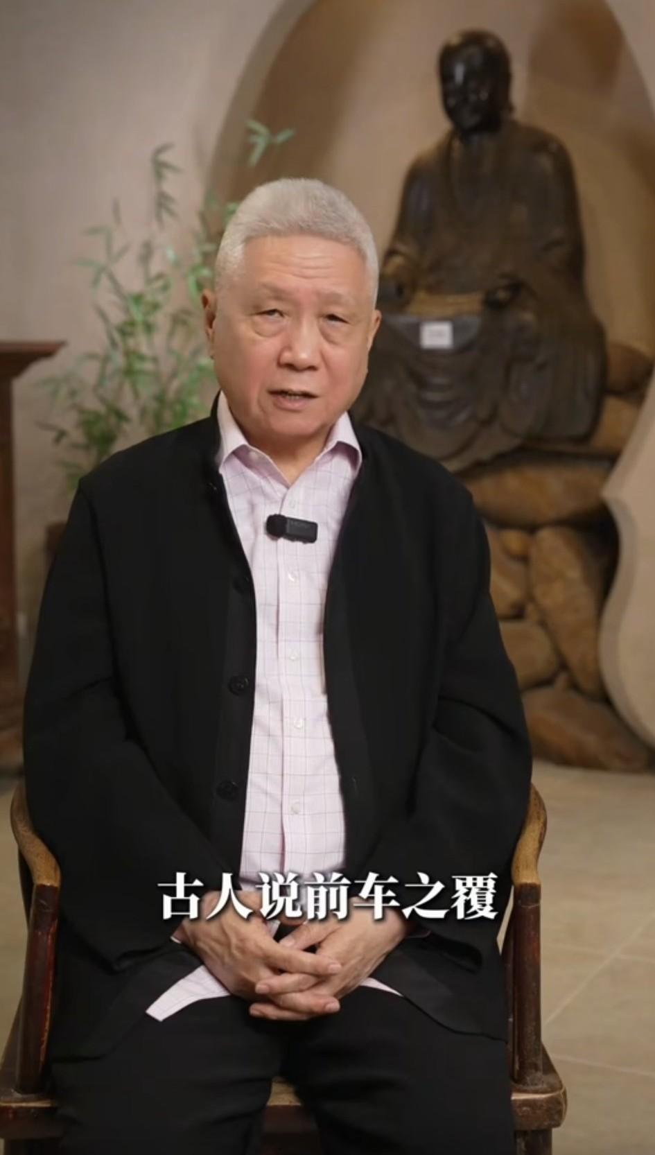 五公祠铜像的完美结局应该没那么快，当一位有才学的大收藏家，把以教育的方式说出:“