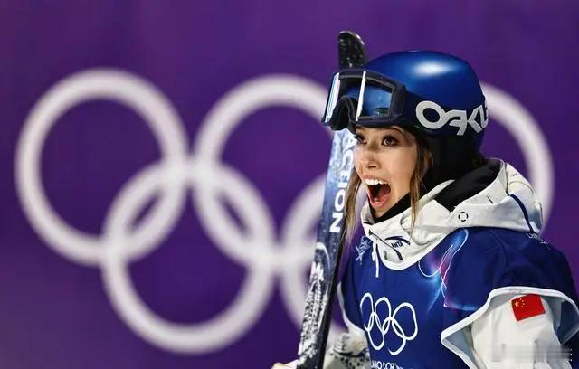 针对谷爱凌认为国际雪联训练安排对兼项选手不公平的“吐槽”，国际雪联表示，首先，他