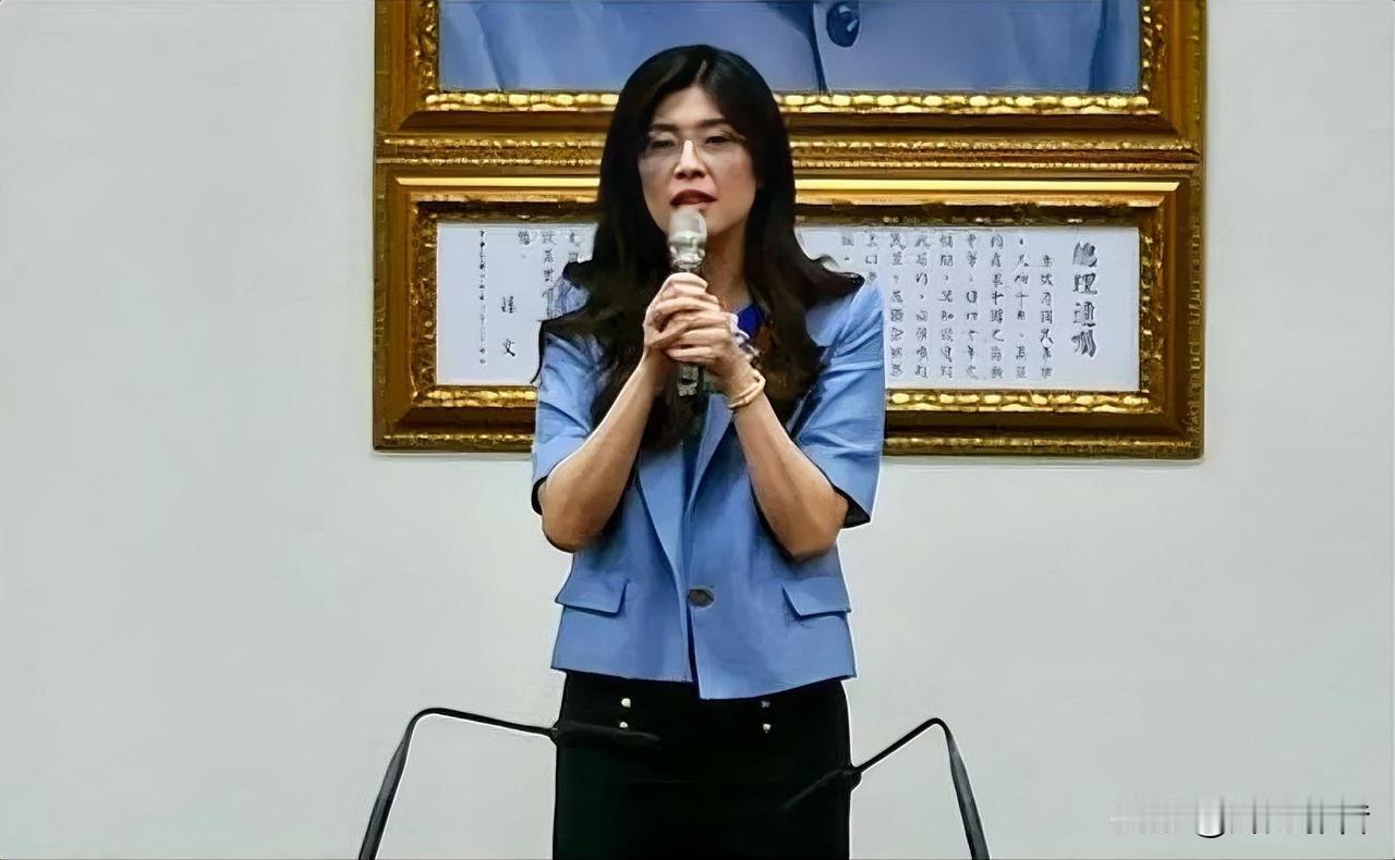 💥直面硬刚！坚决叫停去中国化课纲✊

别再被误导了！台湾教育的病根，就是这套“