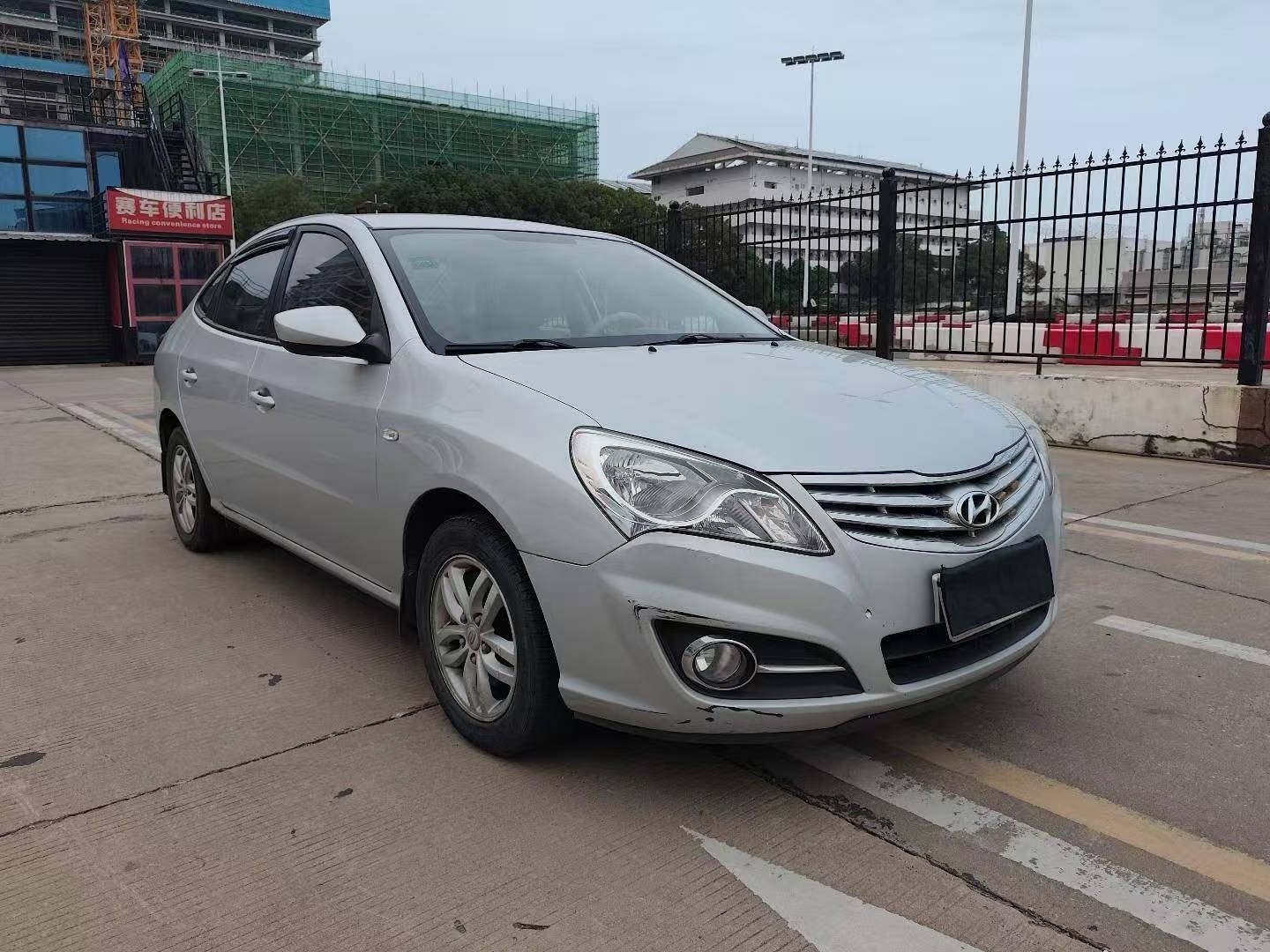 万元手动挡 2012年5月上牌现代悦动1.6L手动 7万多公里 一手车 原版车况