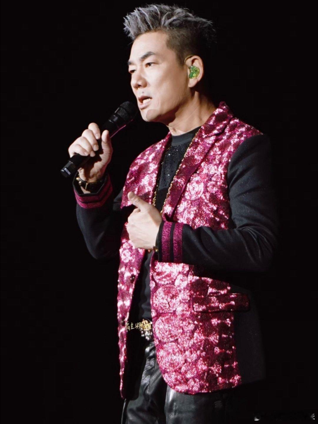 江苏卫视跨年live图新阵容线索 江苏卫视跨年live线索图有没有你想的哪位艺人