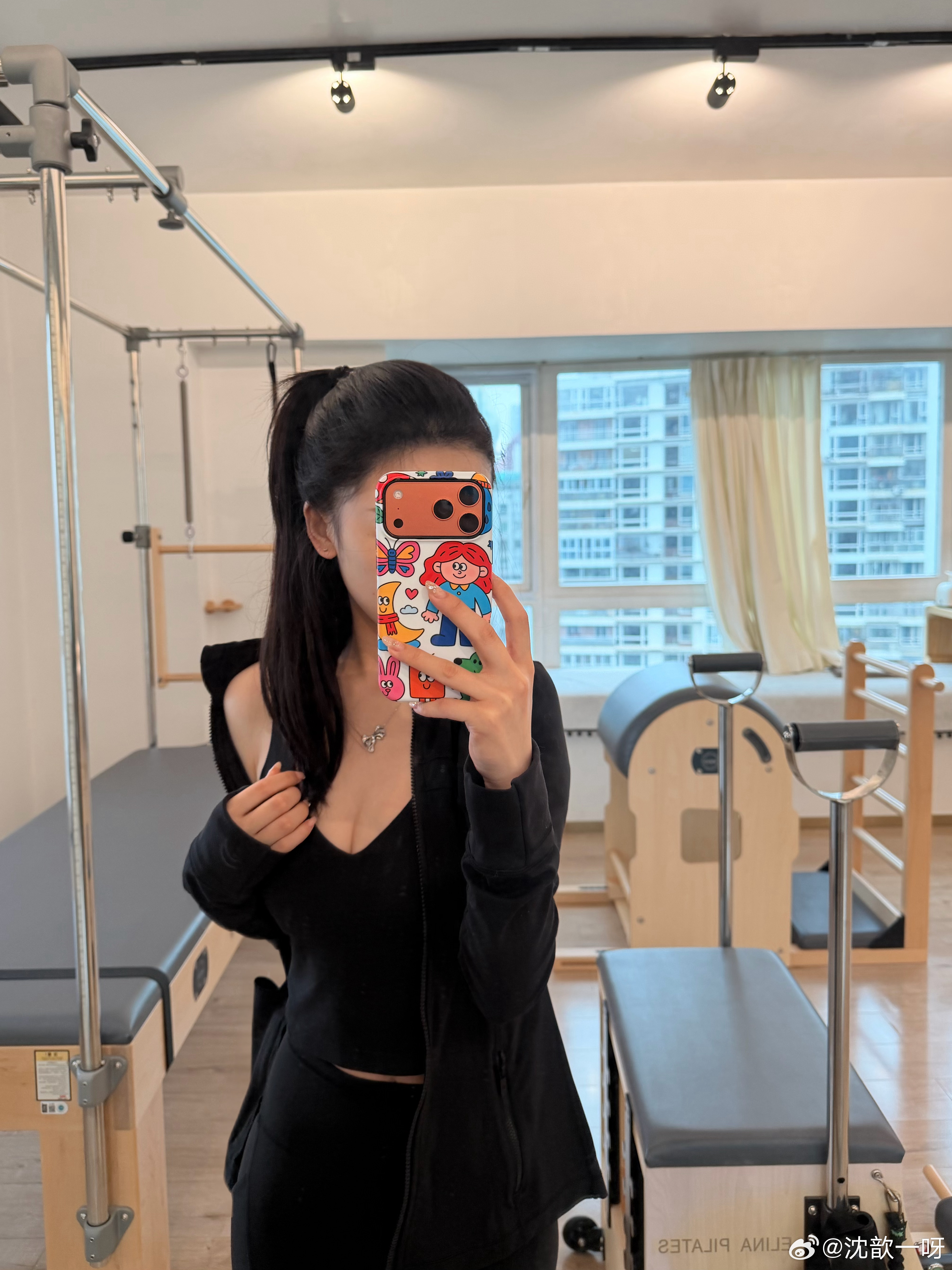 恢复锻炼 一节课下来废了呜呜呜 