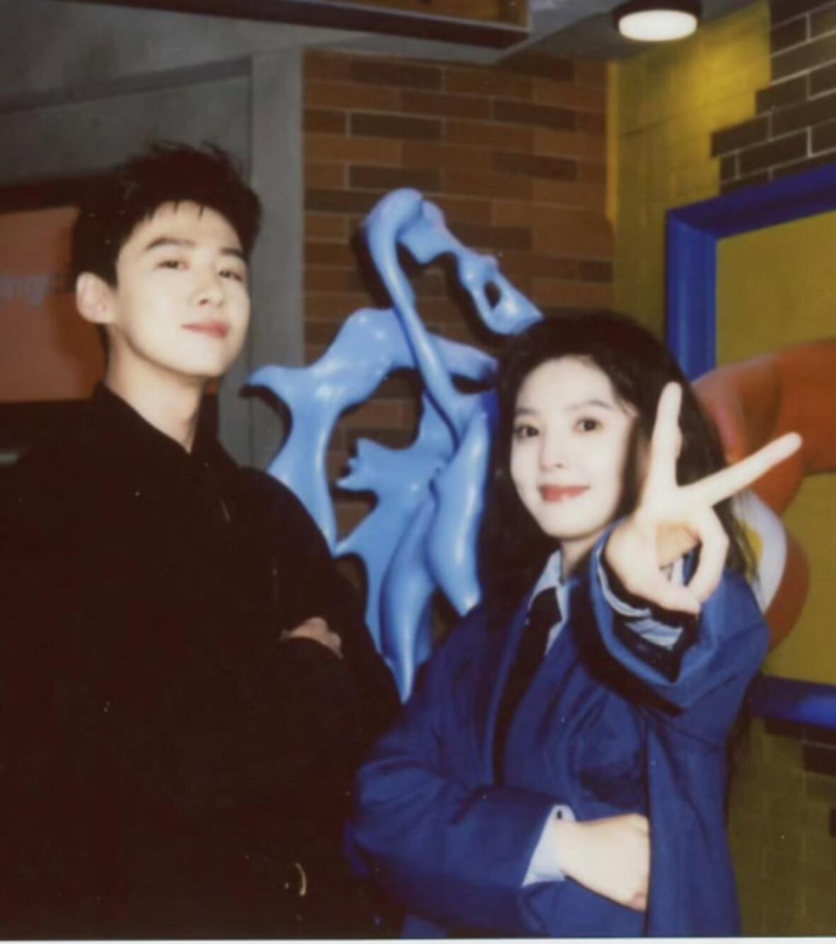 章若楠的白姓男主们章若楠和姓白的有些缘分在身上章若楠也太会搭了！和白敬亭《难哄》