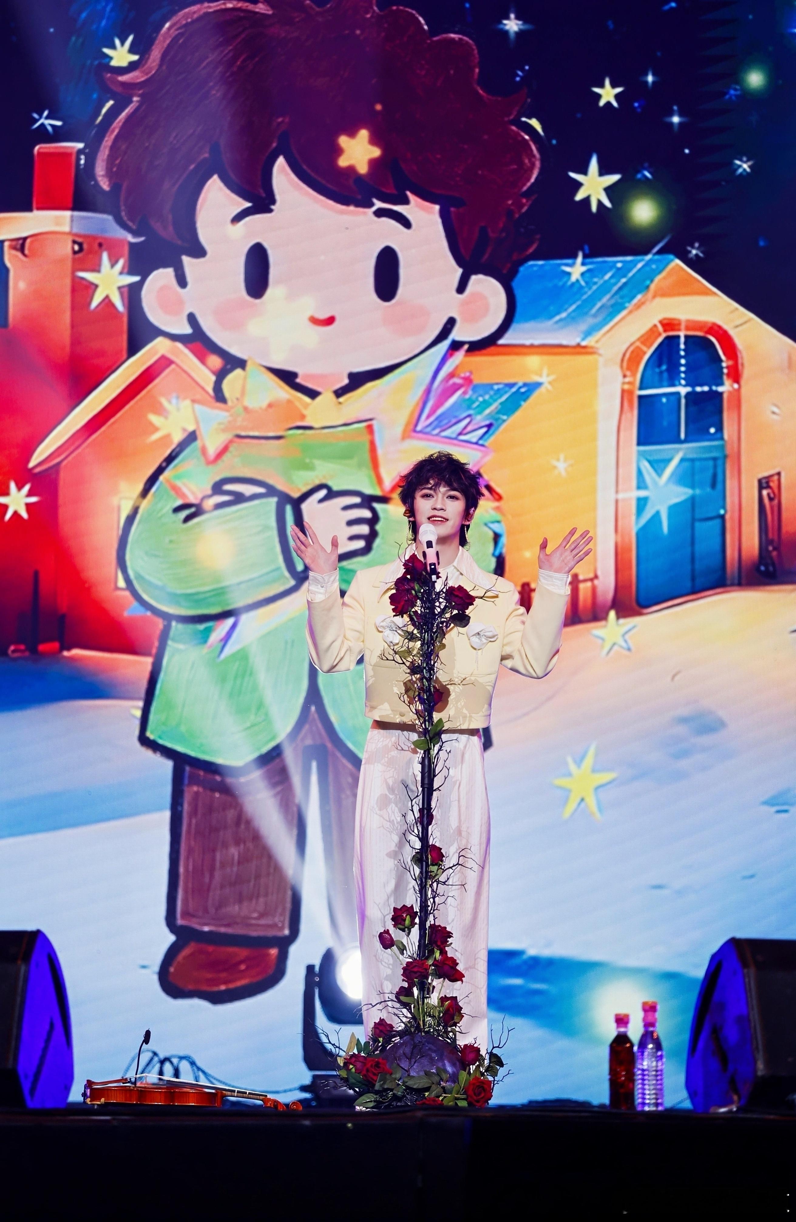 陈天润重现玉米肠造型 陈天润见面会封神！玉米肠造型重现，回忆杀暴击，谁的DNA动