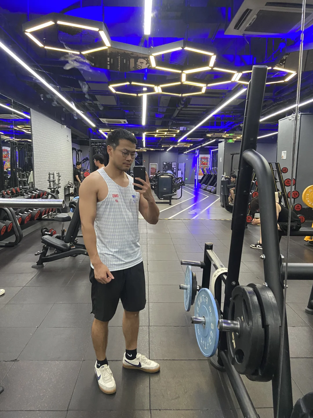 有些日子没健身了🏋️‍♀️