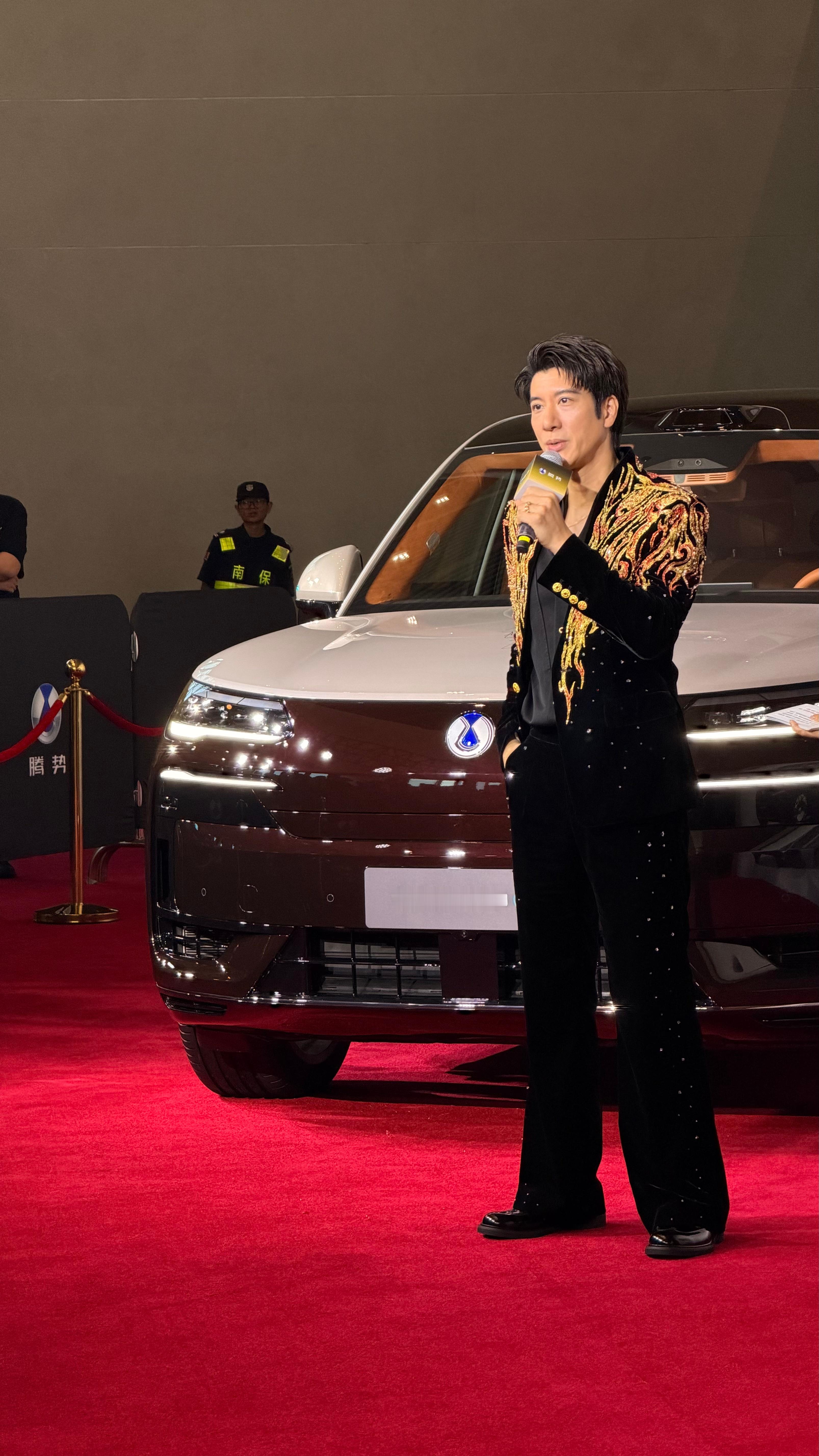 王力宏回应用代言费买股票 王力宏不仅用歌声圈粉，还自己下场炒股，真心让我佩服！他