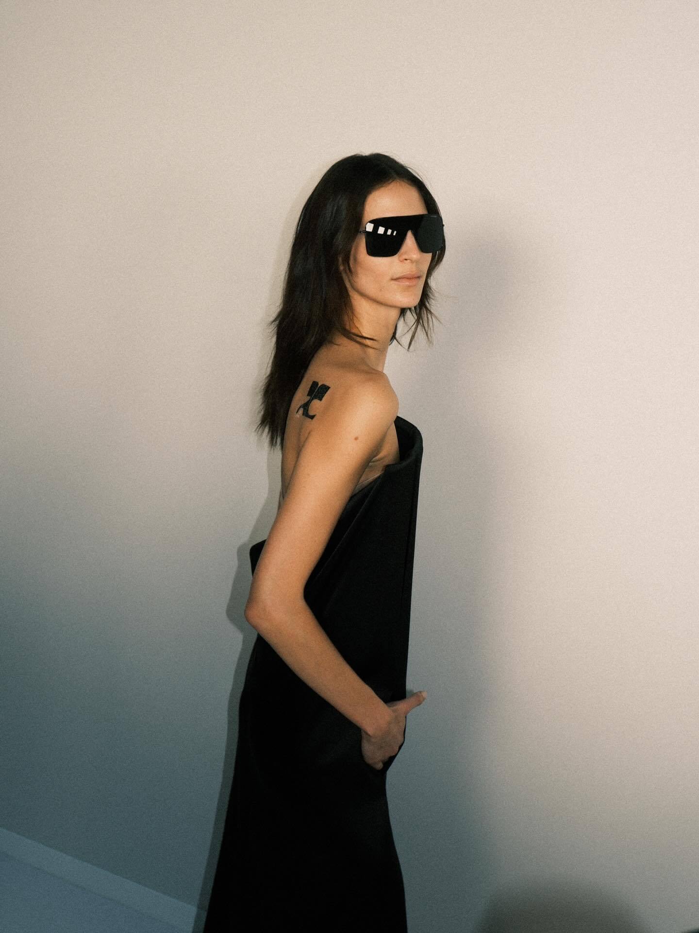 Courreges 2026 秋冬大秀模特后台照，时髦精集合🖤时装周巴黎时装周