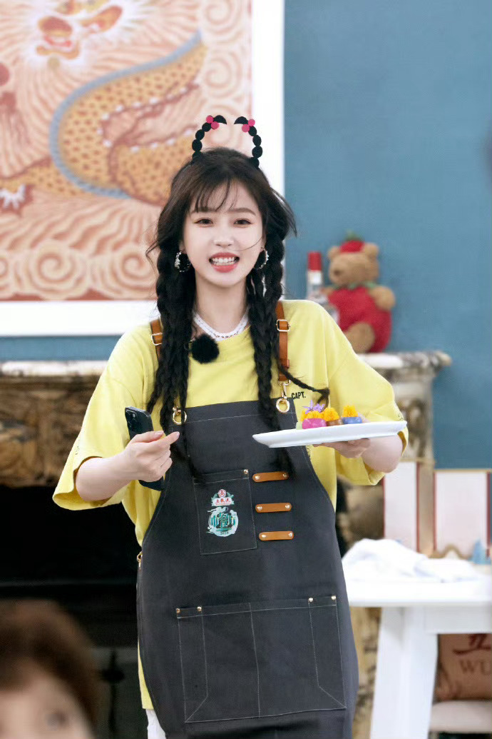 虞书欣怎么不拍戏光拍综艺了？ ​​​