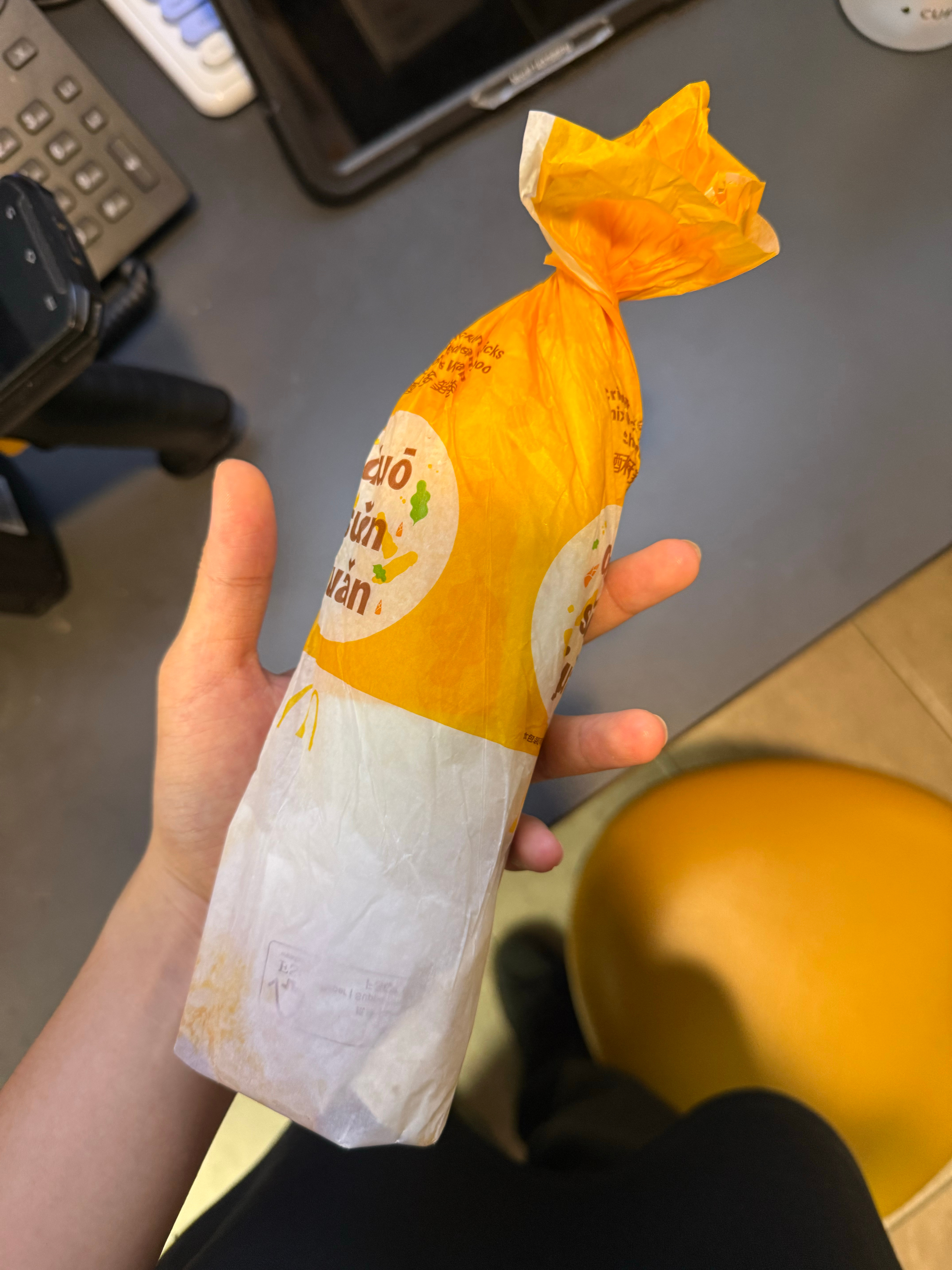 自己做吃的就是一点都不吝啬哈哈哈和手掌一样大的笋卷！第一次尝试一次性打五个冰淇淋
