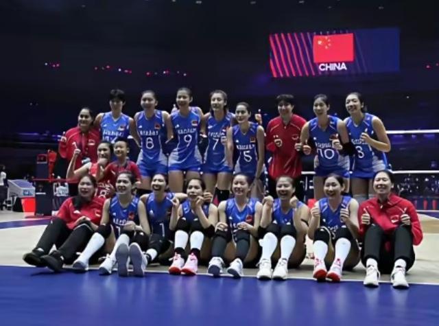 女排亚锦赛四强尘埃落定！半决赛今天开打！中国队今晚黄金时间出战
​
​     