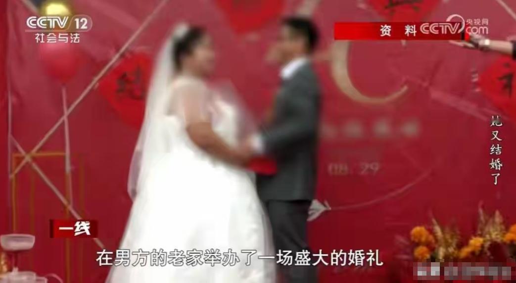 比电视剧都疯狂！上海，女子在父母催促下，随便找了个男子领证结婚，两人还约定互不干