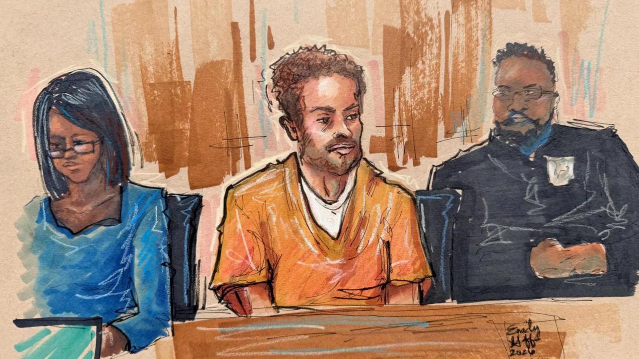 一名被控企图刺杀特朗普的男子被起诉袭击特勤局官员
据称在华盛顿晚会上试图刺杀特朗
