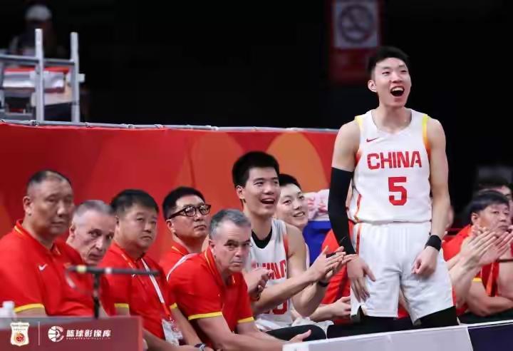 中国男篮输给日本二队，这次连篮板都输了，还有什么好说的？

昨天晚上看完这场球，