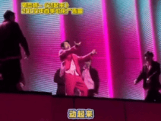 吴莫愁百事可乐严选的含金量吴莫愁原来早就发现了克莱因蓝来波回忆杀！谁还记得百事可