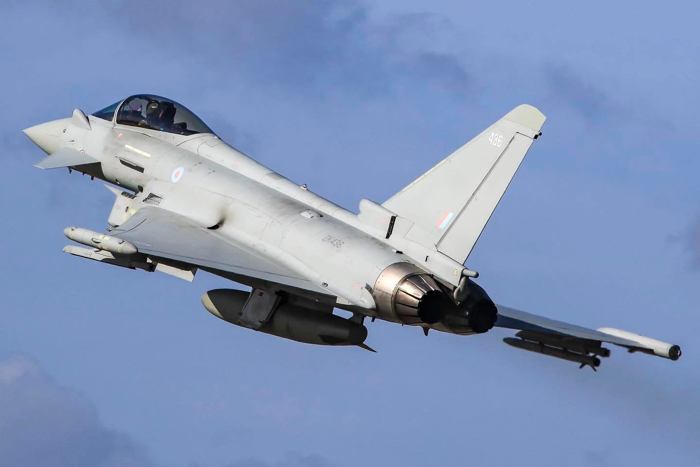今日台风 早安，英国皇家空军（RAF）台风Photo credit: Mark 
