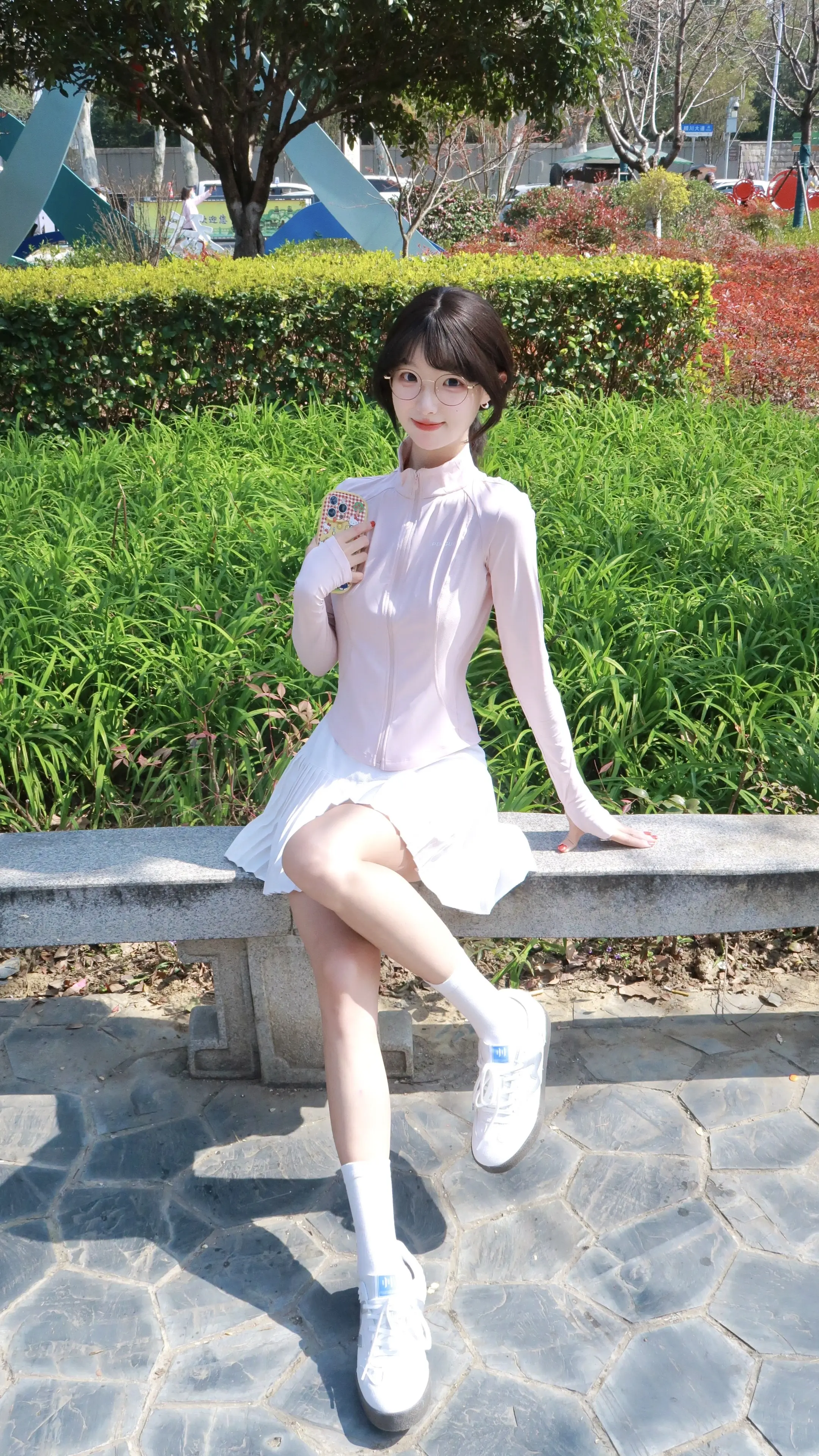 抓住武汉最后一个晴天☀️。今天是樱花白桃味