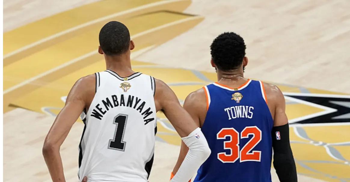 nba总决赛，为啥文班被唐斯打爆了？

以前说唐斯软是因为他腿长重心高，下肢力量
