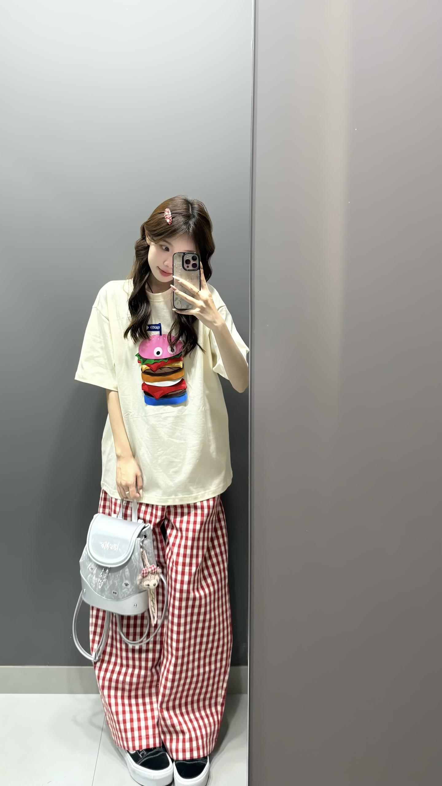 在心底种花 为小事雀跃。