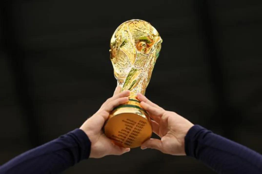 国家队征战世界杯，俱乐部得到资金补偿，这是国际足坛的惯例。本周，国际足联公布了卡