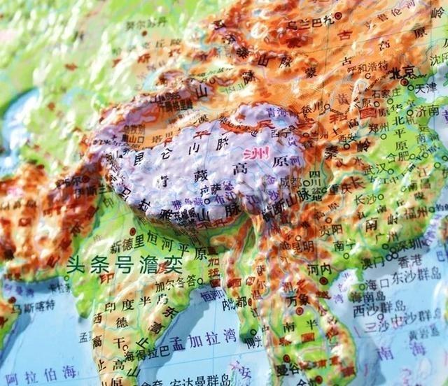 1962年以前中印谈判时，印度提出驻军成都要求陕西不设防时，把一向好脾气的周总理