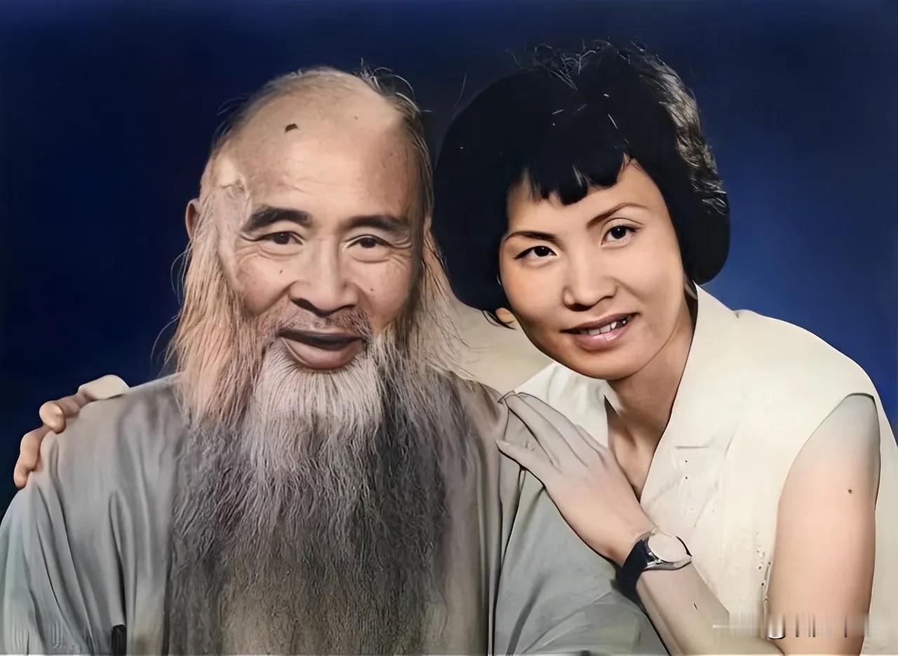 一段令人深思的话：“在不久的将来，婚姻可能会慢慢走向消亡。以前结婚是搭伙过日子，