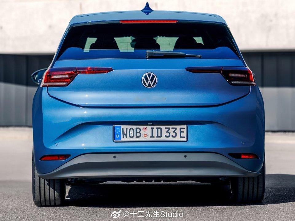 ID.3 NEO来了，全新前脸，取消了黑色尾箱盖，内饰换上了新方向盘，终于回归了