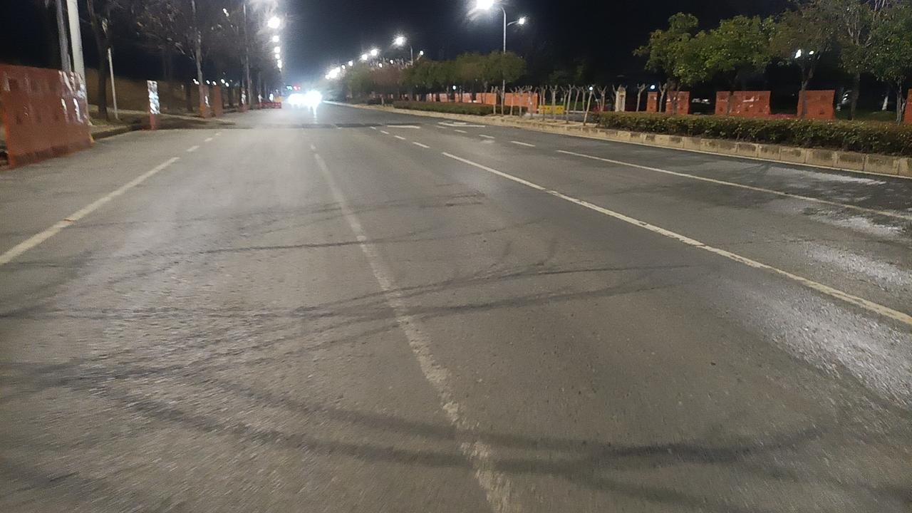 在职业发展的赛道上，“学历重要还是能力重要”的争论从未停歇。其实，二者并非非此即