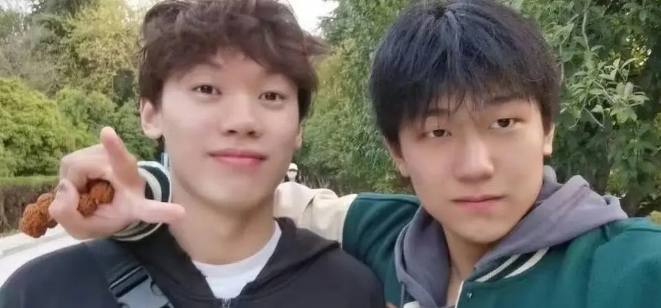 当我听说冬至好是山东淄博人时，第一担心是他会不会因为爱上男人变成大逆子，转念一想