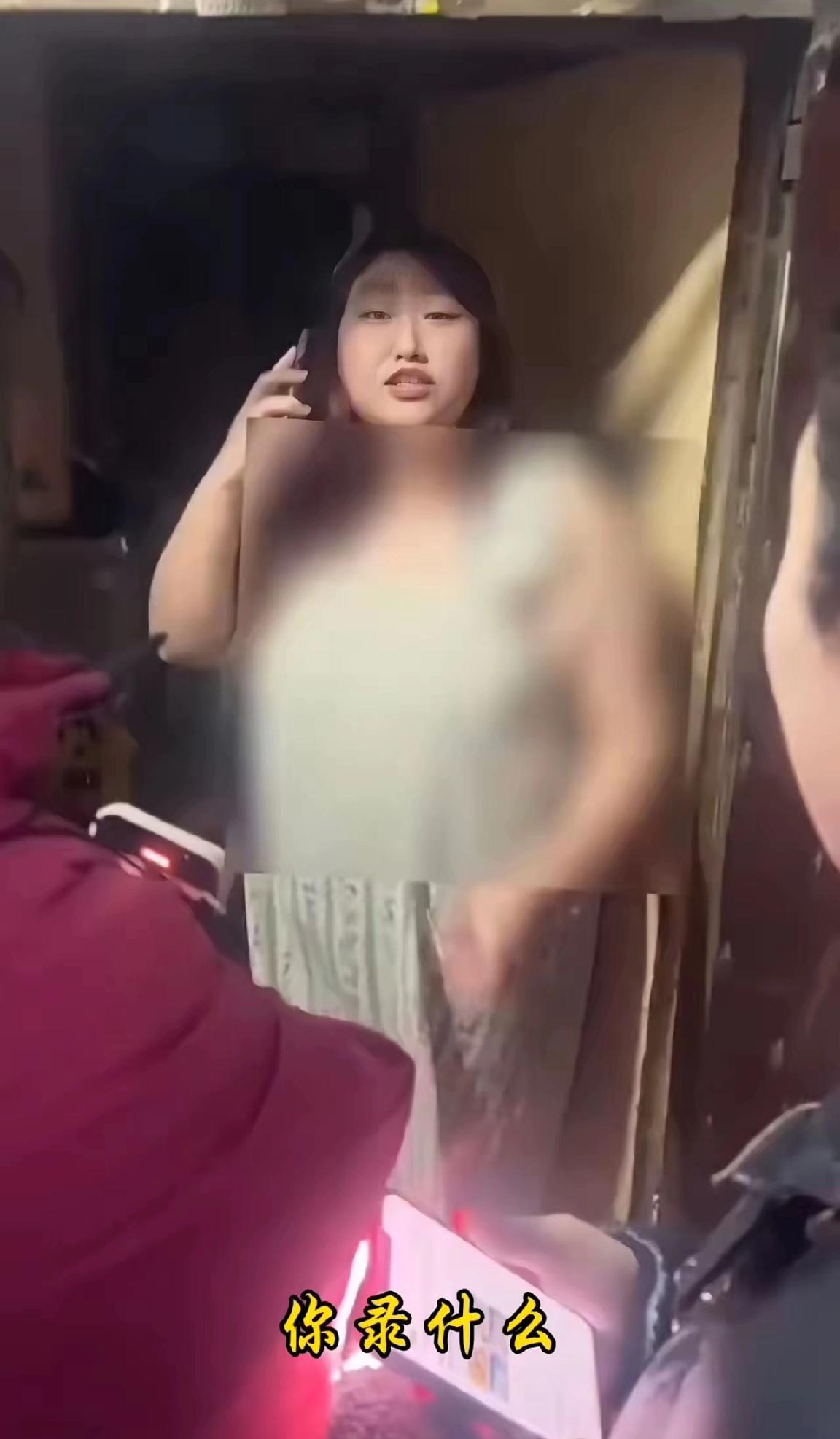 “丢脸丢大了！”女子美团下单榴莲，吃完以后申请退款成功，商家联系女子要求退还榴莲