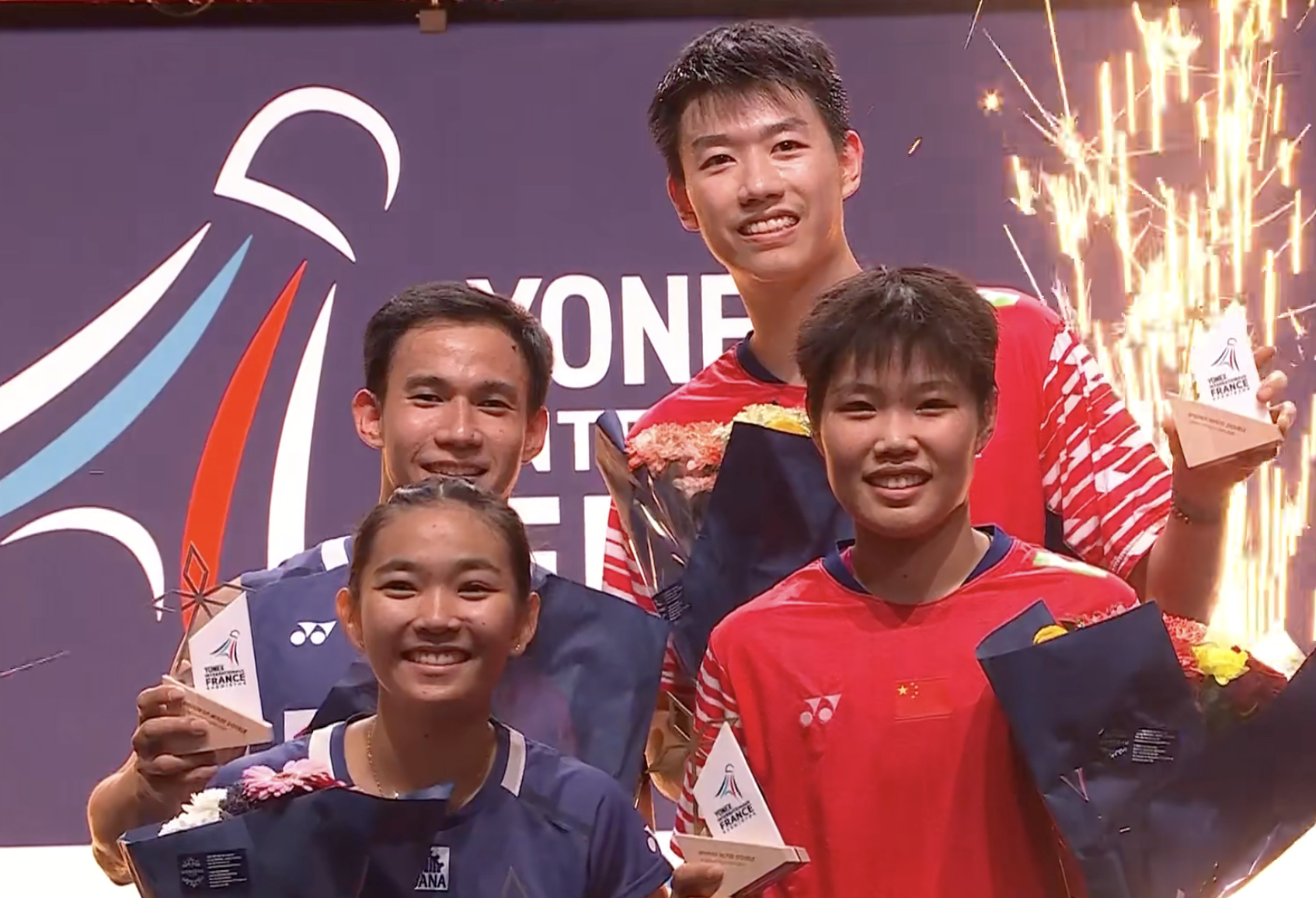 🏆混双冠军：冯彦哲/黄东萍🇨🇳🥈混双亚军：德差波/苏皮萨拉🇹🇭恭喜四