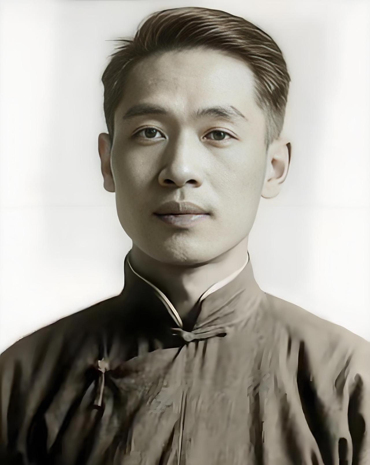 1930年，地下党员傅有智被捕后被押往海边枪决。行刑队连开5枪后离去，傅有智后来